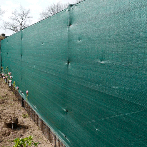 фасадная сетка на забор плотность